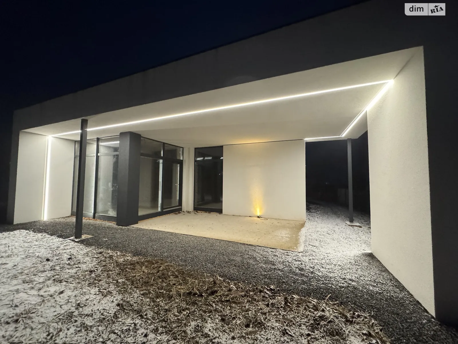 Продається одноповерховий будинок 131 кв. м з каміном, цена: 89000 $ - фото 1