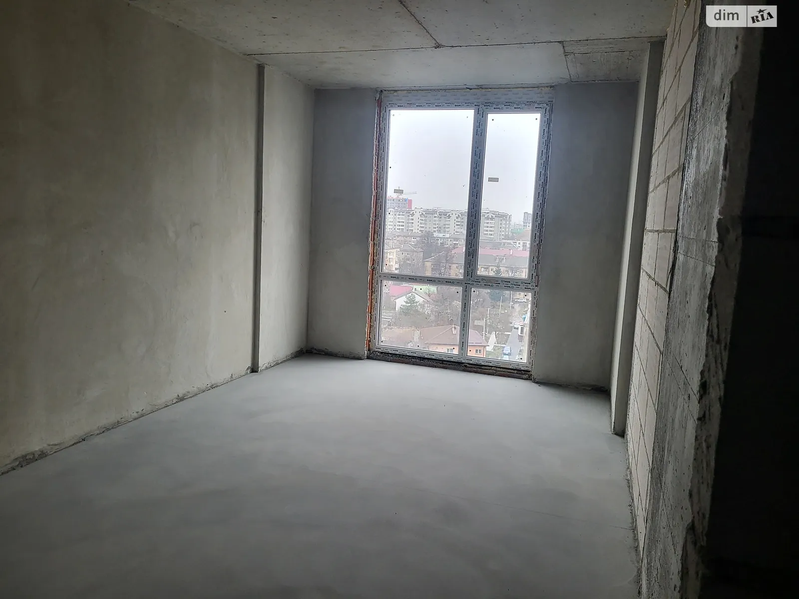 Продается 1-комнатная квартира 41.2 кв. м в Ивано-Франковске, ул. Ленкавского, 2А - фото 1