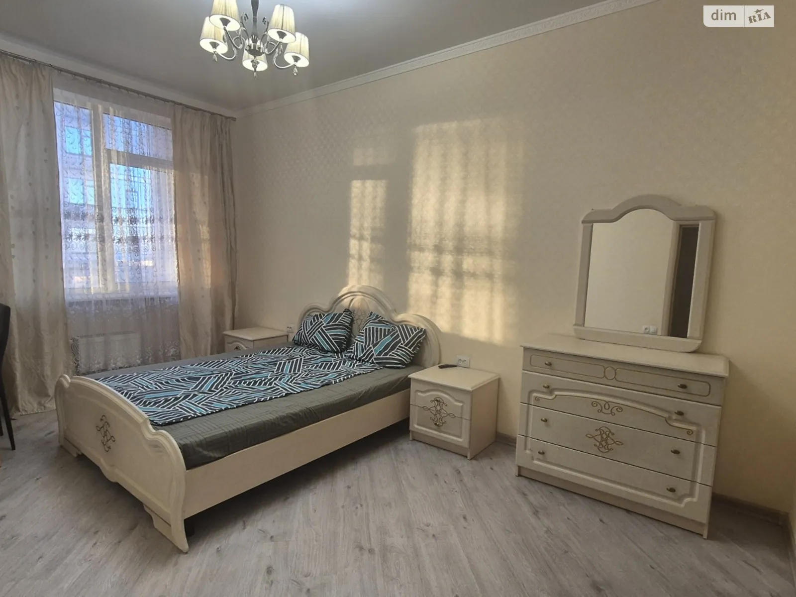 Сдается в аренду 1-комнатная квартира 40 кв. м в Одессе, ул. Асташкина, 29 - фото 1
