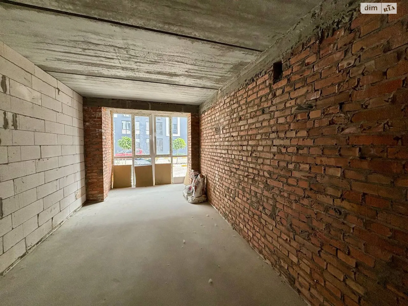 Продается 2-комнатная квартира 39 кв. м в Гостомеле, ул. Мирная, 3А - фото 1