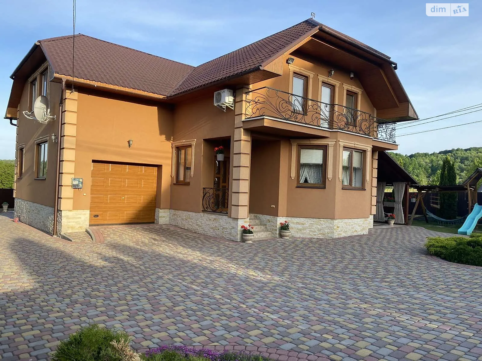 Продається будинок 2 поверховий 210 кв. м з бесідкою, цена: 140000 $ - фото 1