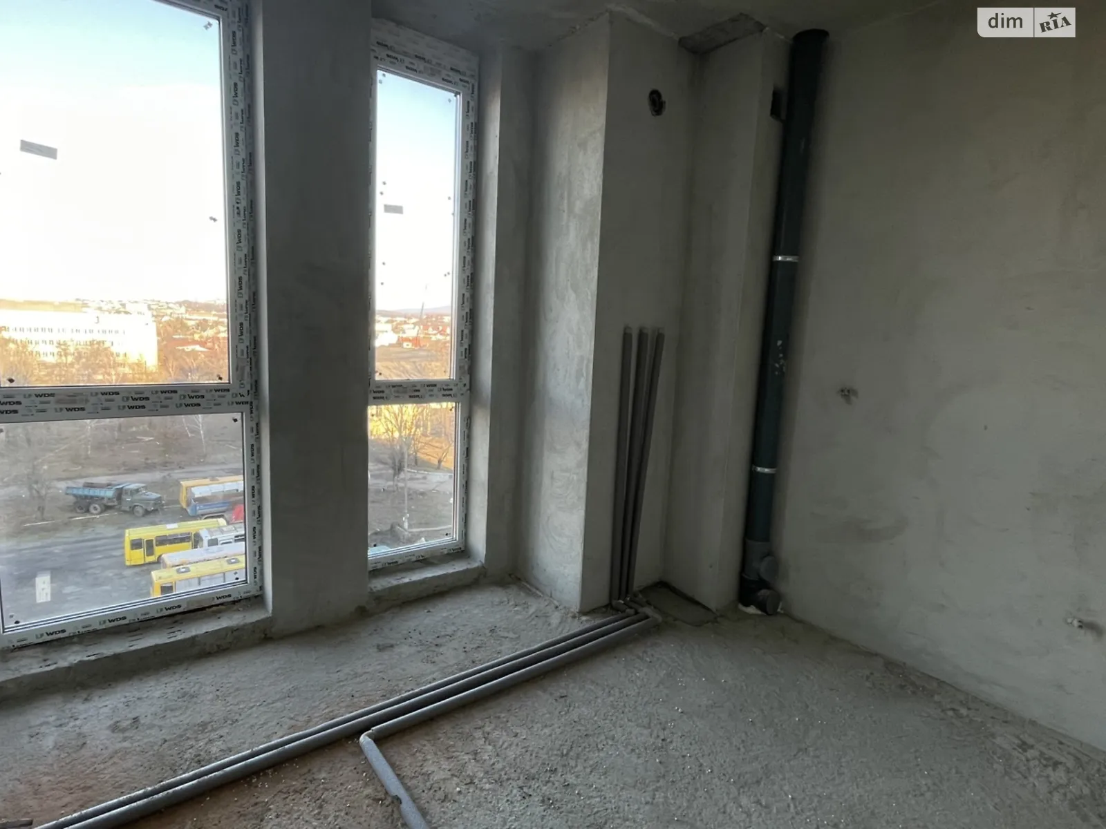 Продается 2-комнатная квартира 57 кв. м в Ужгороде - фото 1
