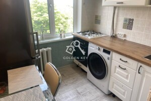 Продажа квартиры, Днепропетровская, Кривой Рог, р‑н. Центрально-Городской, Свято-Николаевская (Ленина) улица, дом 13
