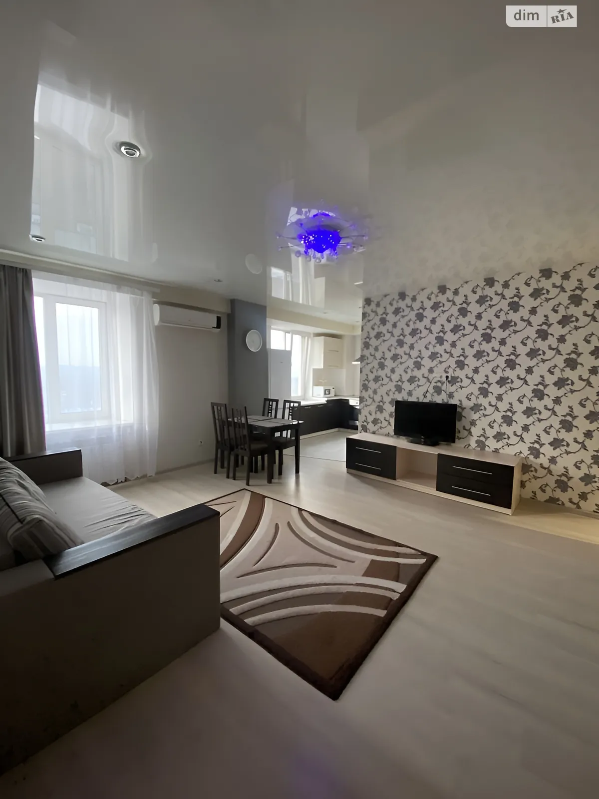 Сдается в аренду 2-комнатная квартира 70 кв. м в Днепре, просп. Поля Александра, 27Д - фото 1