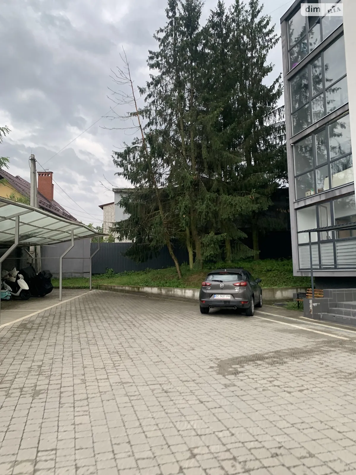 Продається 2-кімнатна квартира 80.9 кв. м у Брюховичах, вул. Потічок, 1А - фото 1