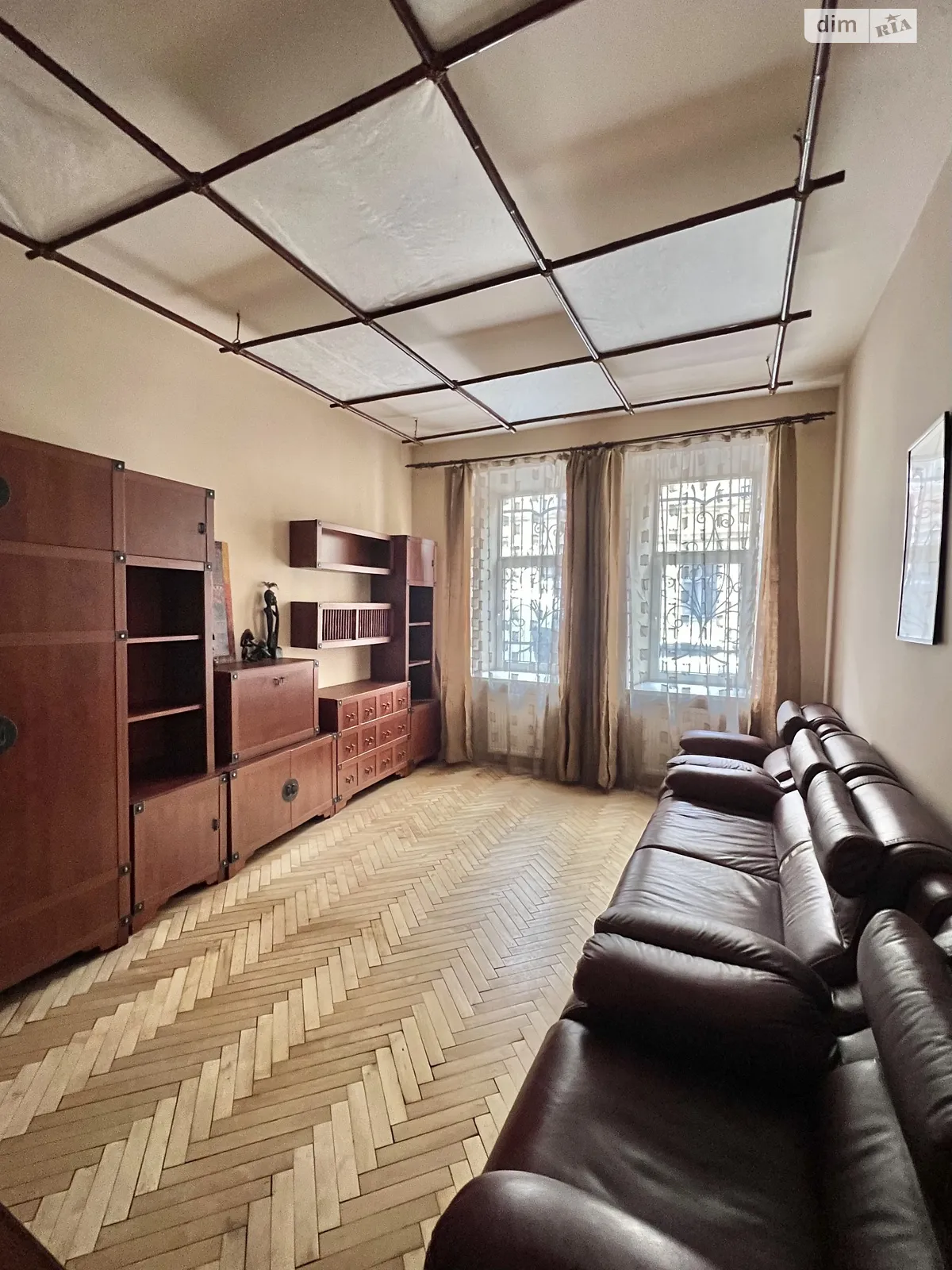 Продается 3-комнатная квартира 62.7 кв. м в Львове, ул. Водная, 4 - фото 1