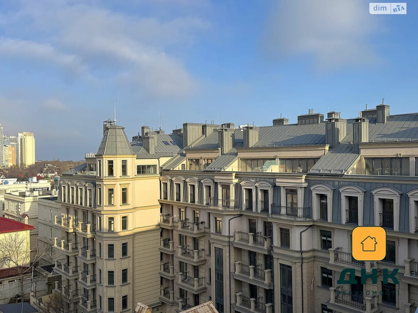 Продается 1-комнатная квартира 44 кв. м в Одессе, Фонтанская дор., 62К - фото 1