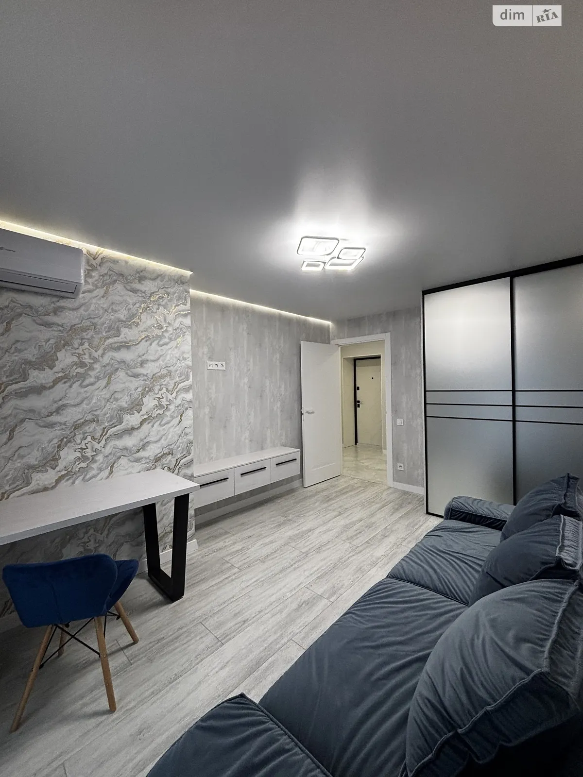 Продается 1-комнатная квартира 41 кв. м в Черкассах, ул. Героев Днепра, 6 - фото 1