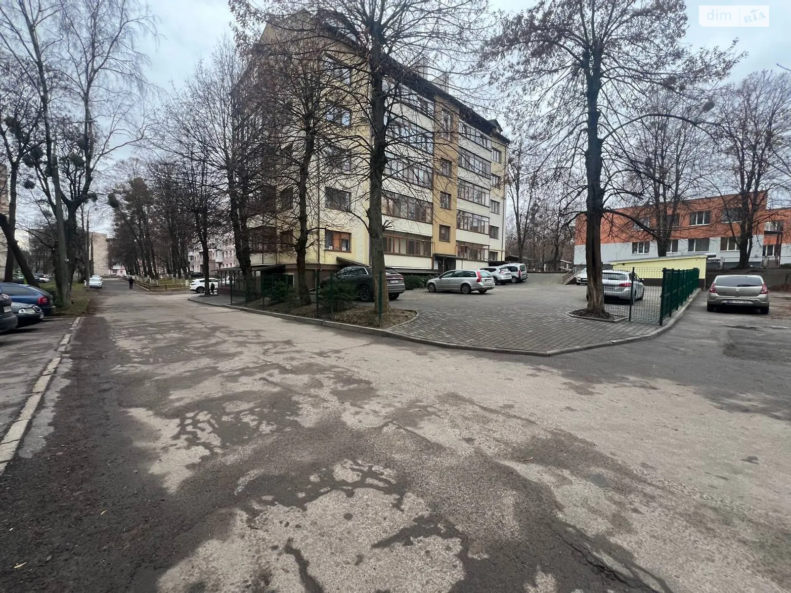 Продается помещения свободного назначения 68 кв. м в 5-этажном здании, цена: 42000 $ - фото 1
