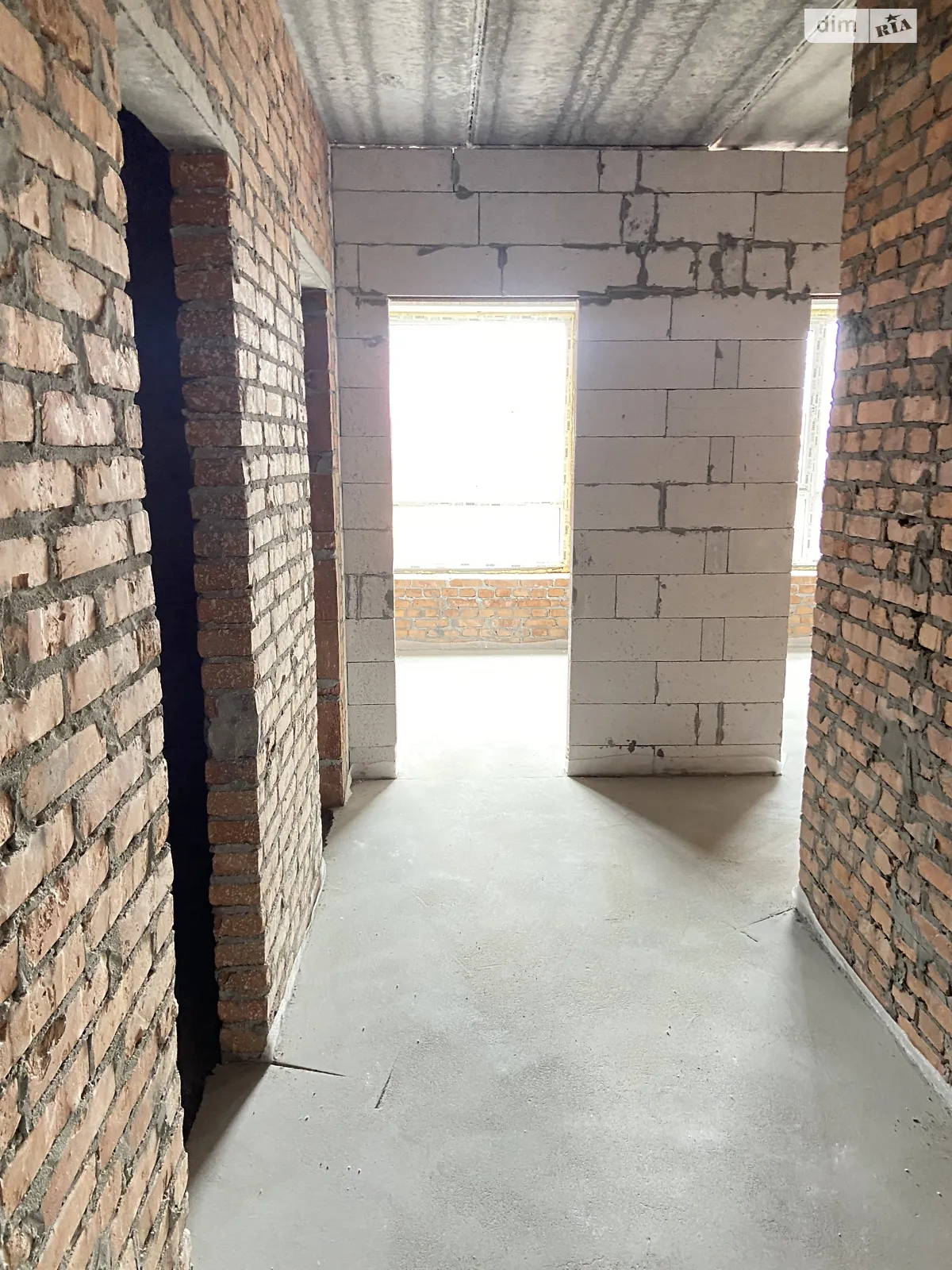 Продается 2-комнатная квартира 46 кв. м в Ирпене, ул. Троицкая, 15 - фото 1