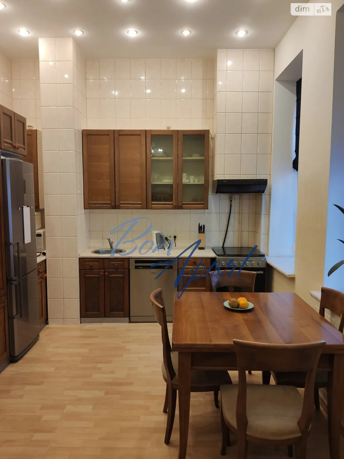 Сдается в аренду 4-комнатная квартира 90 кв. м в Киеве, ул. Большая Житомирская, 31 - фото 1