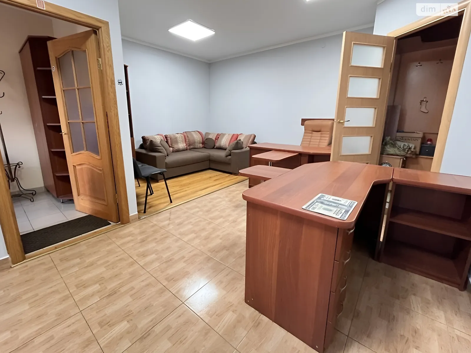 Сдается в аренду 2-комнатная квартира 45 кв. м в Ужгороде, ул. Таможенная, 17 - фото 1