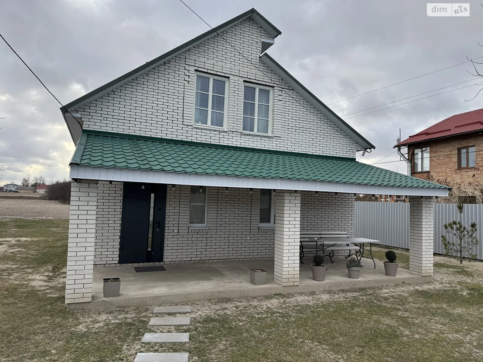 Продается дом на 2 этажа 63 кв. м с верандой, цена: 130000 $ - фото 1