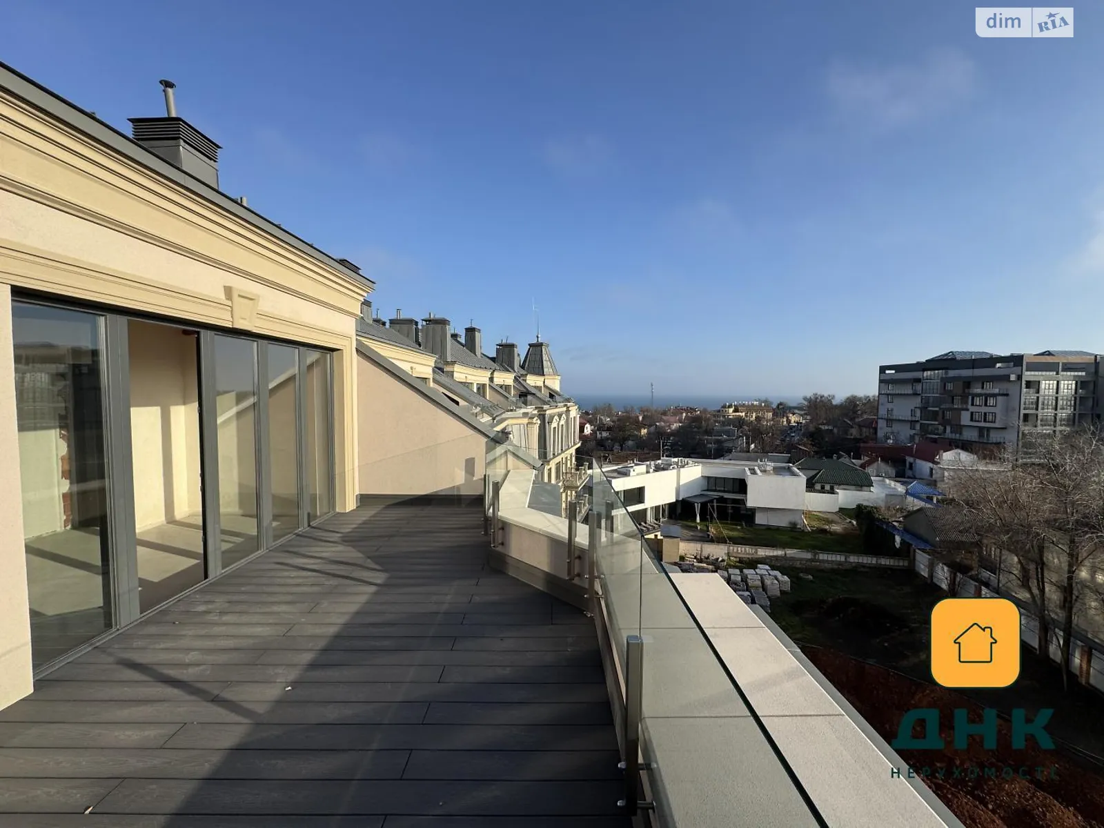 Продается 3-комнатная квартира 123 кв. м в Одессе, Фонтанская дор., 62К - фото 1