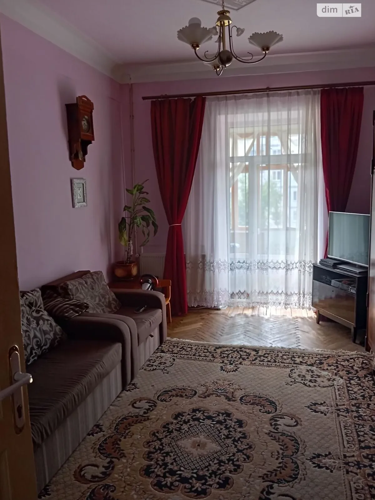 Продается 3-комнатная квартира 102 кв. м в Дрогобыче, ул. Михаила Грушевского, 42 - фото 1