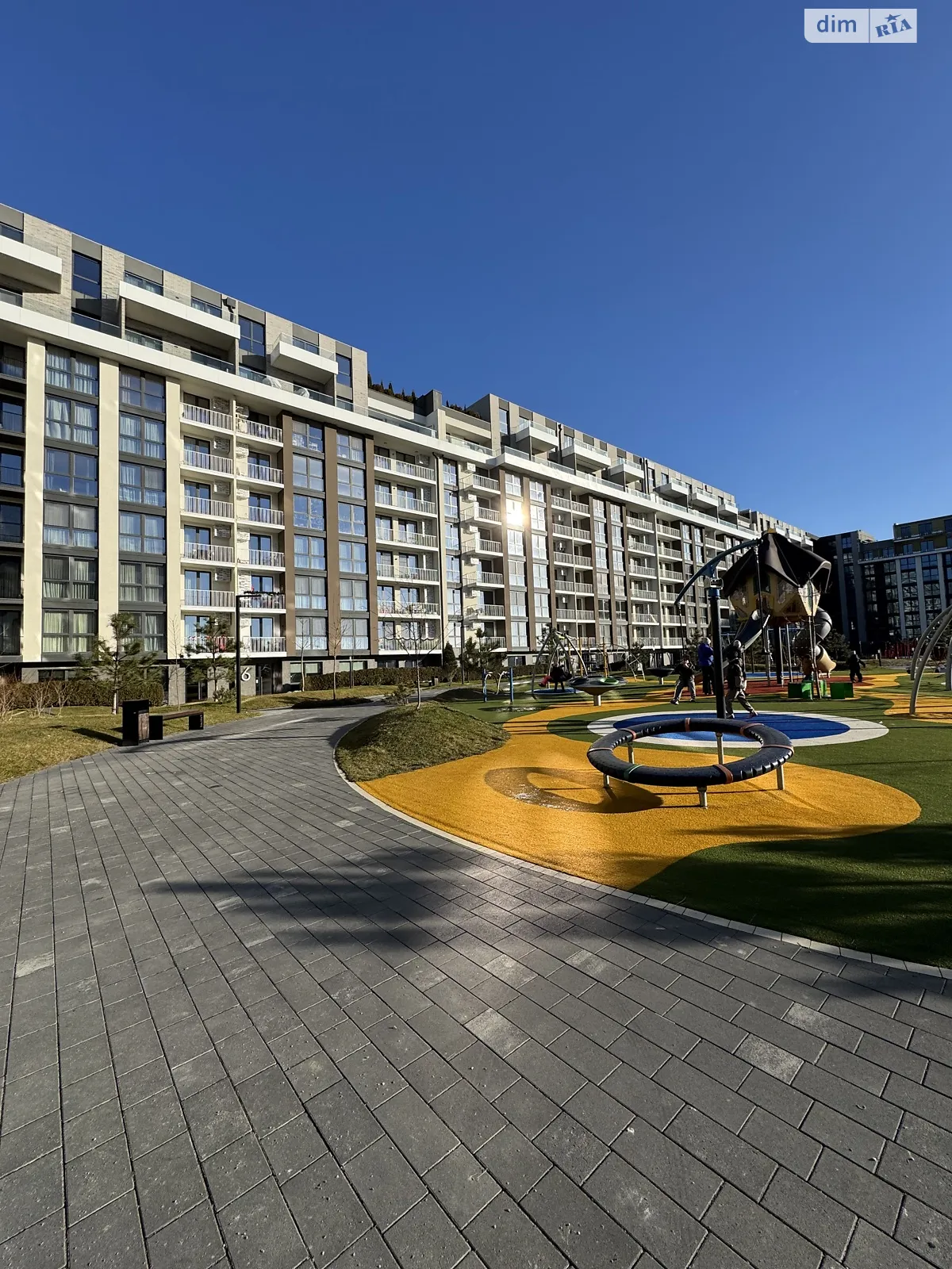 Продается 2-комнатная квартира 71 кв. м в Ужгороде, ул. Легоцкого, 80 - фото 1