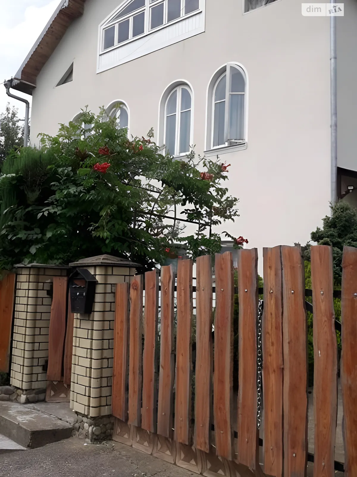 Продається будинок 3 поверховий 160 кв. м з банею/сауною, цена: 85000 $ - фото 1