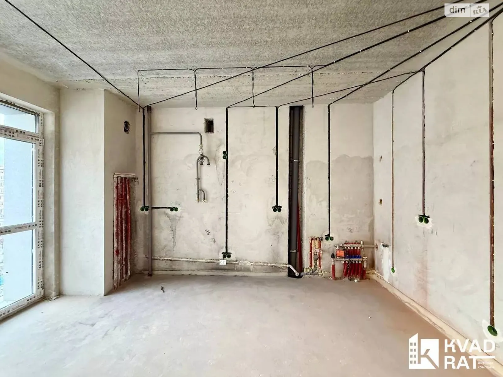 Продается 2-комнатная квартира 62.5 кв. м в Ивано-Франковске, ул. Виноградная, 175А - фото 1