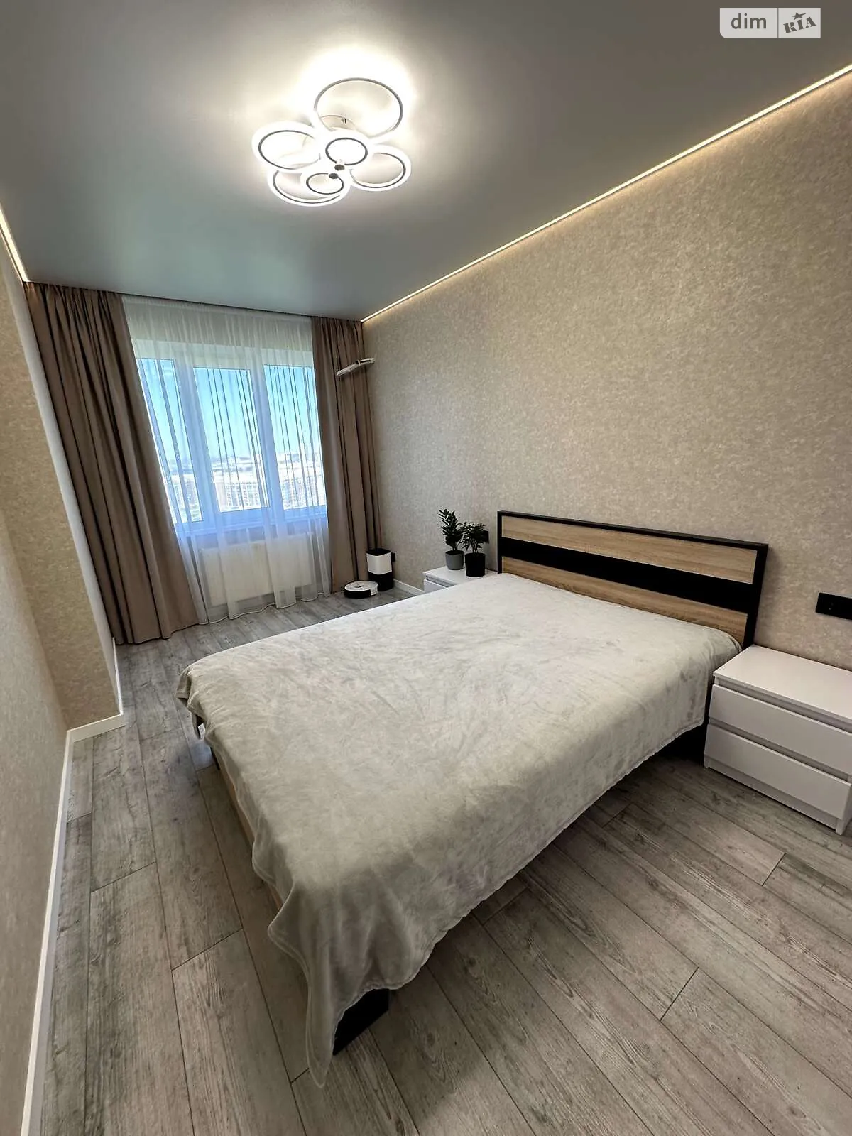Продається 2-кімнатна квартира 42.35 кв. м у Новосілках, вул. Лісова, 3 - фото 1