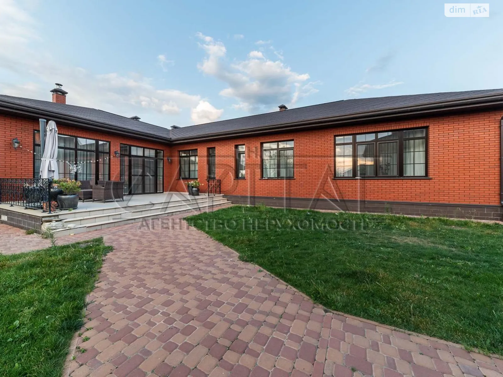 Продається одноповерховий будинок 229.9 кв. м з подвалом, цена: 390000 $ - фото 1