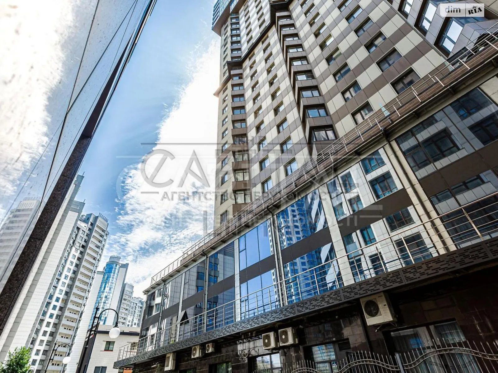 Продается 2-комнатная квартира 69 кв. м в Киеве, ул. Андрея Верхогляда(Драгомирова), 14А - фото 1