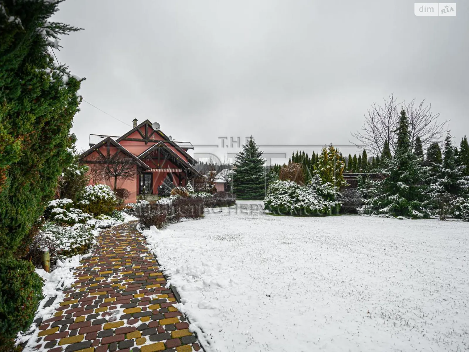 Продается дом на 2 этажа 148.5 кв. м с садом, цена: 190000 $ - фото 1