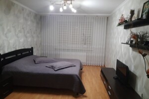 Куплю квартиру в Гайсине без посредников