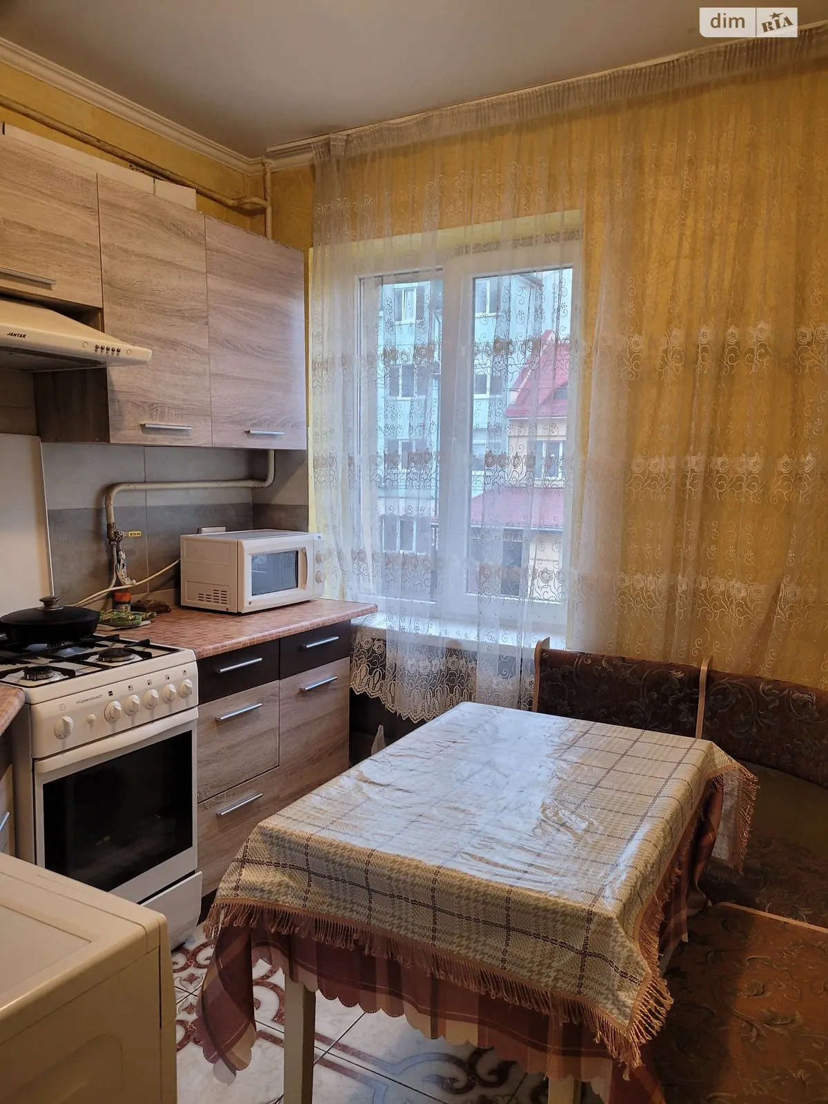 Сдается в аренду 1-комнатная квартира 32 кв. м в Ивано-Франковске, ул. Бандеры Степана, 14 - фото 1