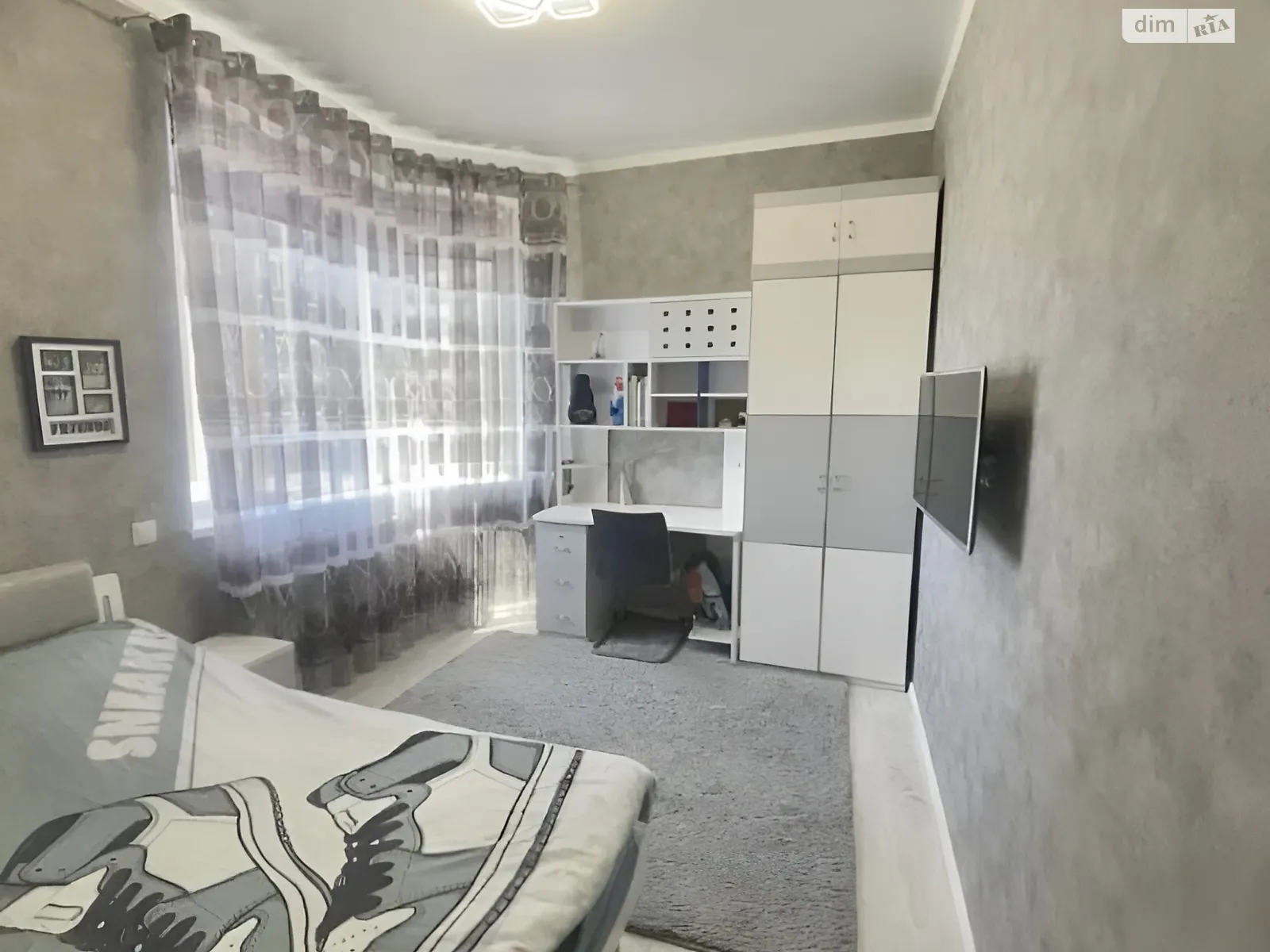 Продається 3-кімнатна квартира 80 кв. м у Одесі, вул. Середньофонтанська - фото 1