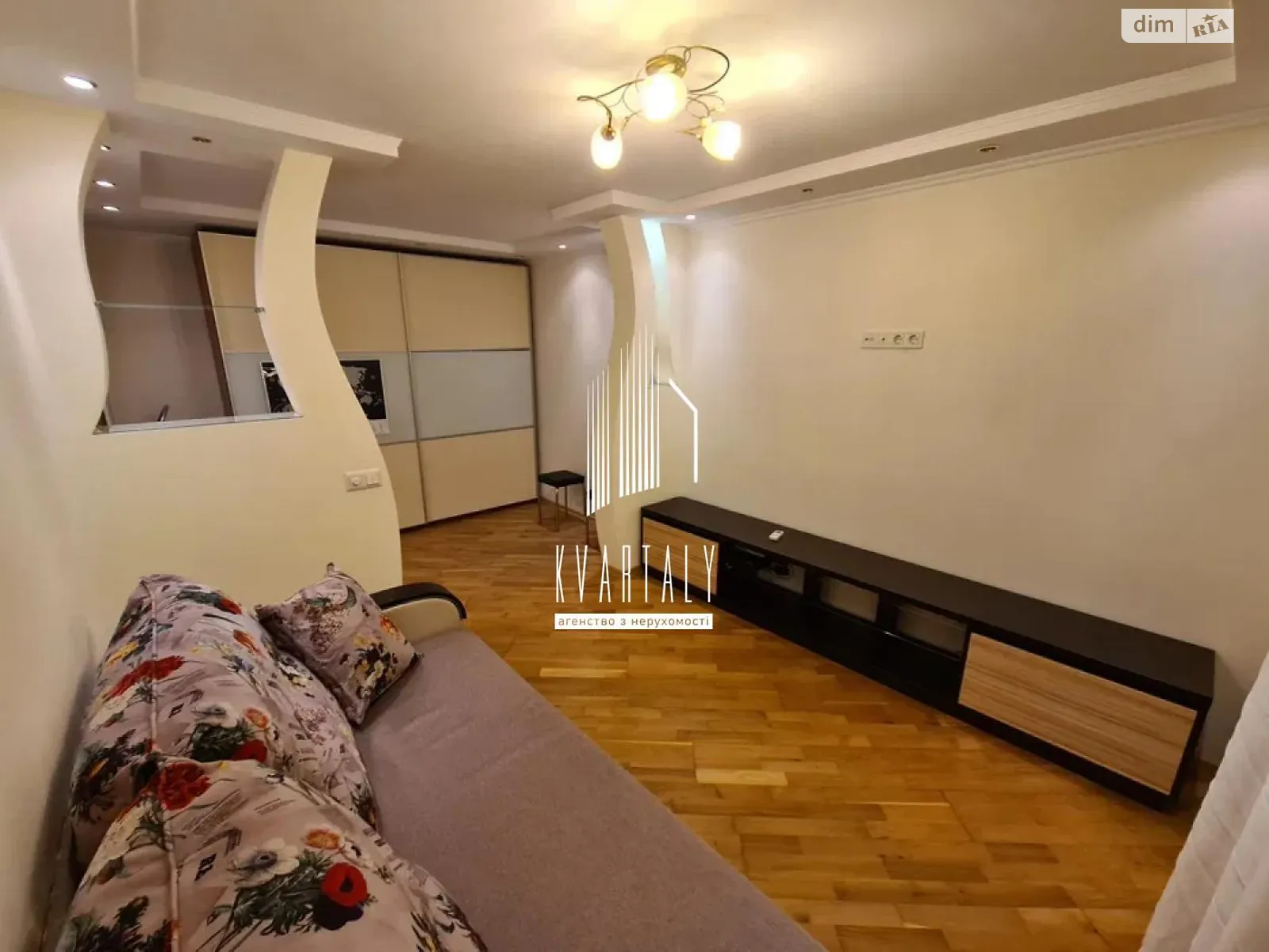 Сдается в аренду 1-комнатная квартира 35 кв. м в Киеве, ул. Гарматная, 39В - фото 1