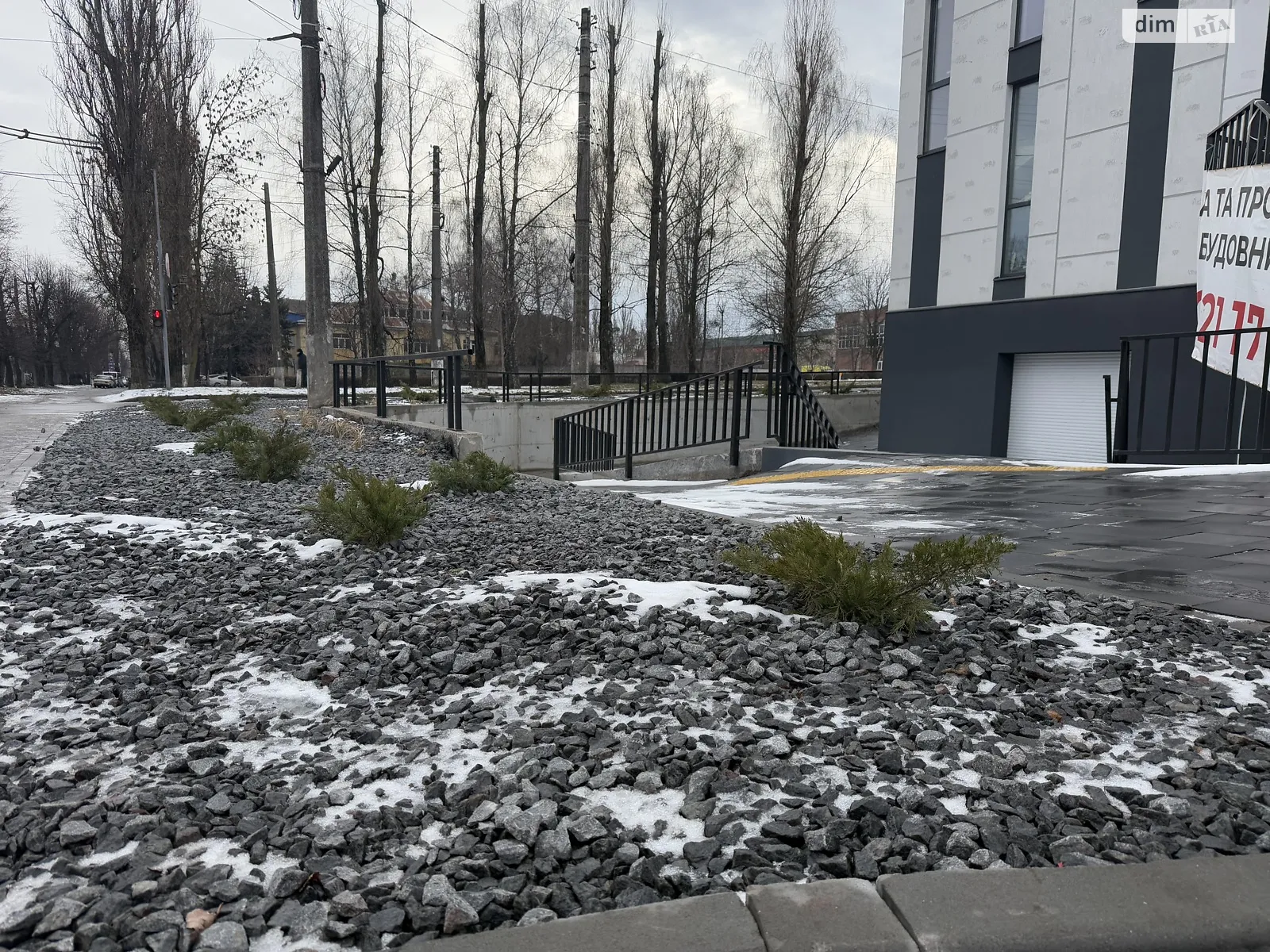 Продается офис 44.1 кв. м в бизнес-центре, цена: 41895 $ - фото 1