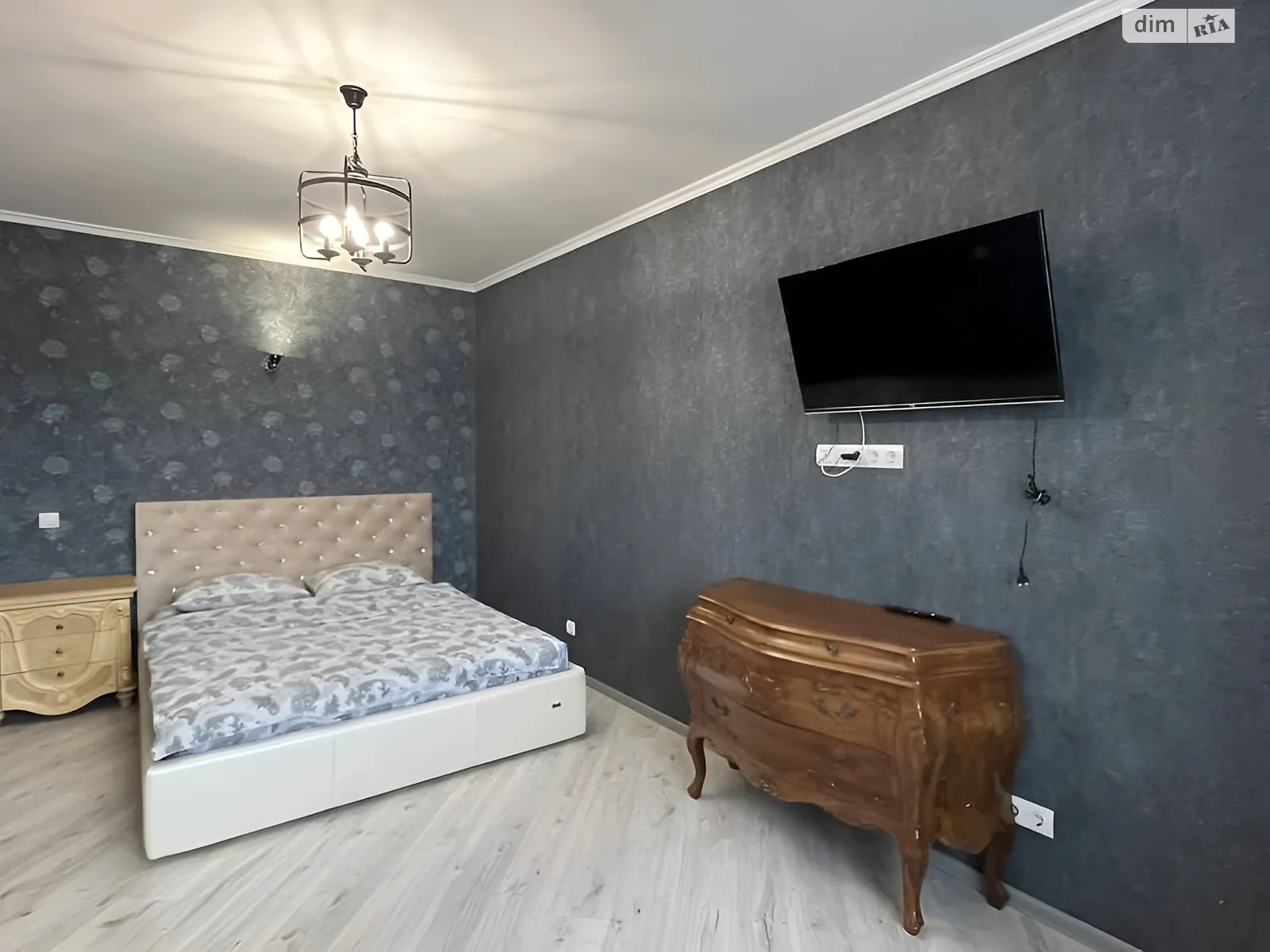 Сдается в аренду 1-комнатная квартира 37 кв. м в Киеве, ул. Софии Русовой, 7 - фото 1