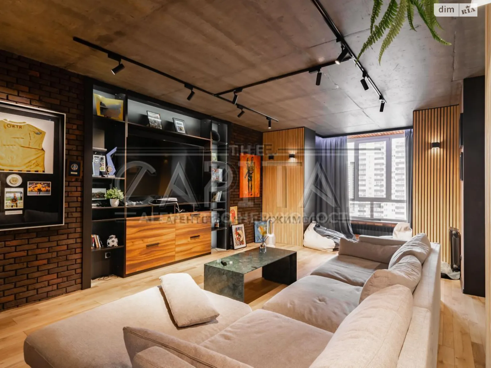 Продается 2-комнатная квартира 90.9 кв. м в Киеве, ул. Анны Ахматовой, 30 - фото 1