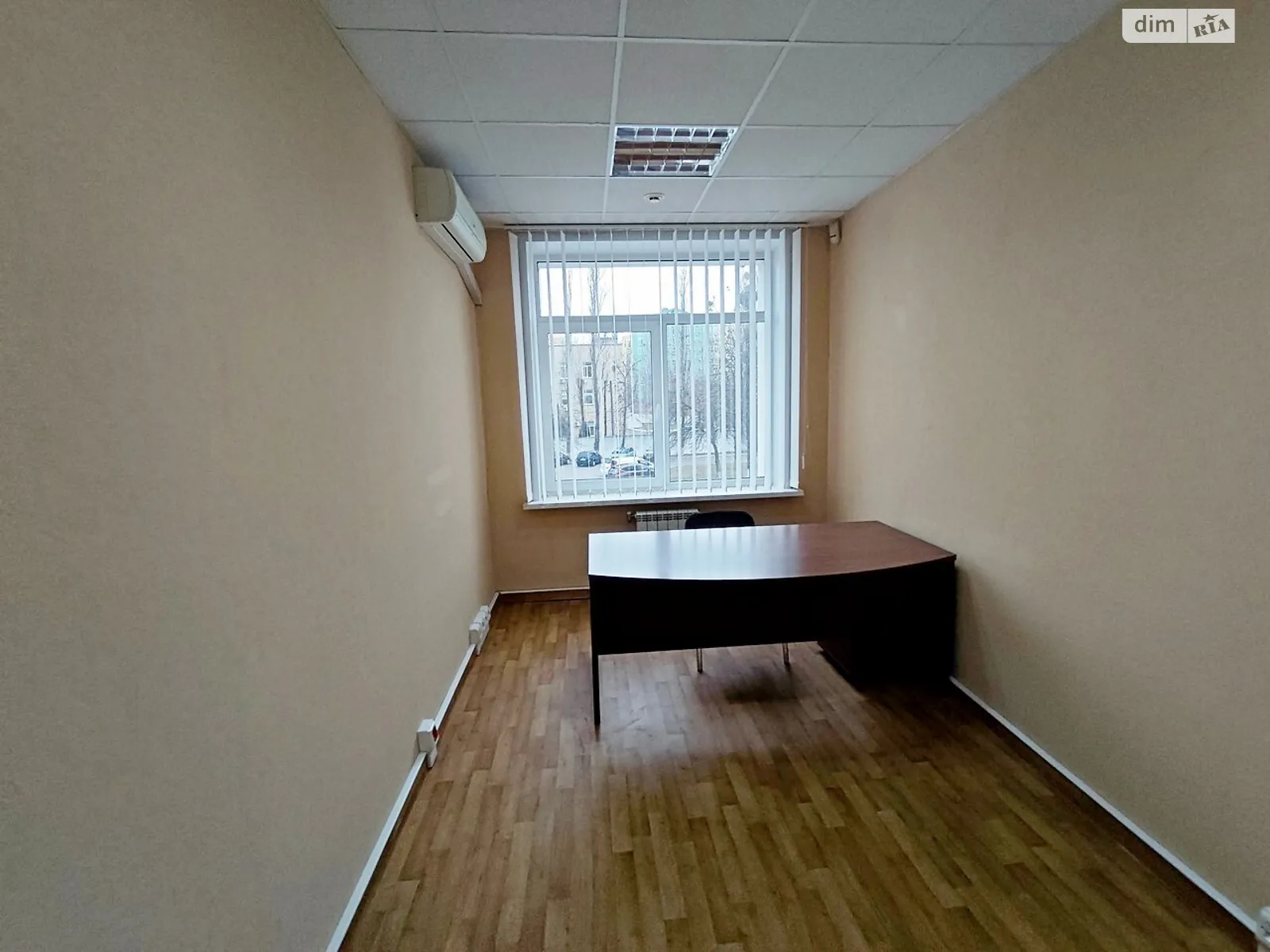 Здається в оренду офіс 13 кв. м в бізнес-центрі, цена: 5700 грн - фото 1