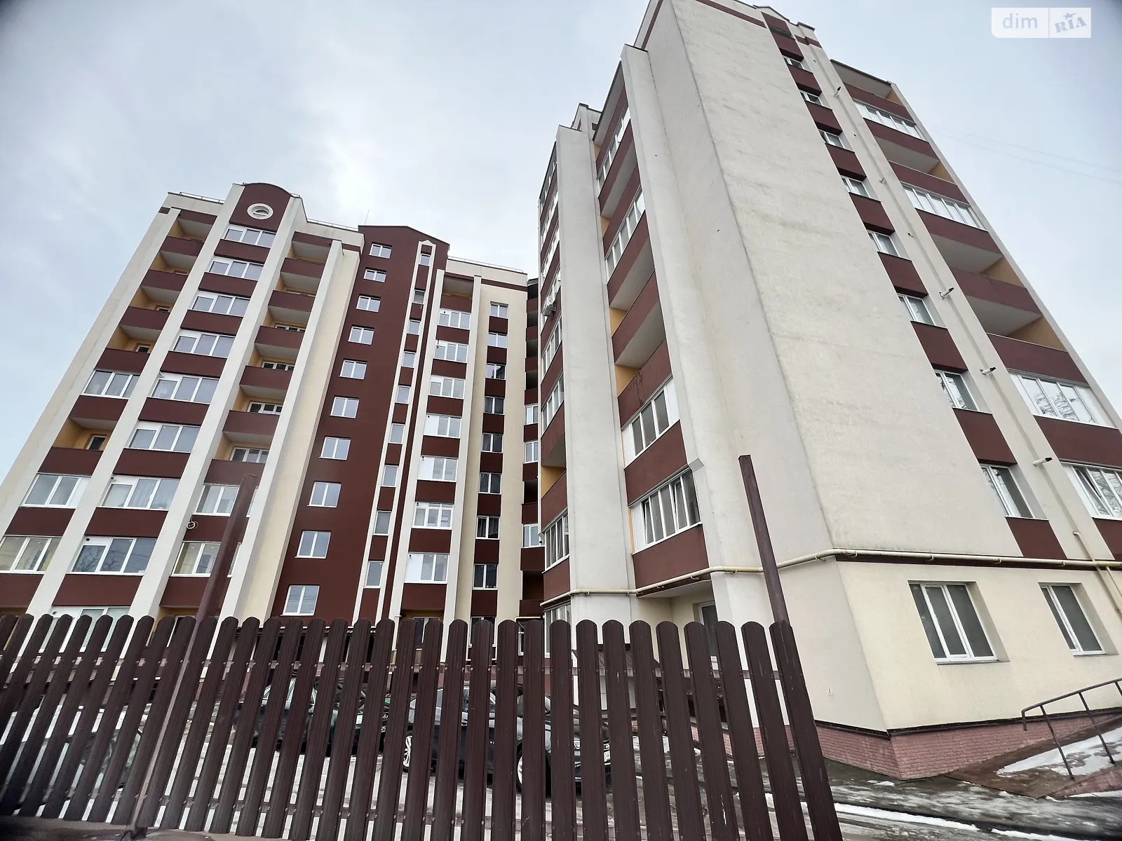 3-кімнатна квартира 86 кв. м у Тернополі, вул. Пирогова, 46 - фото 1