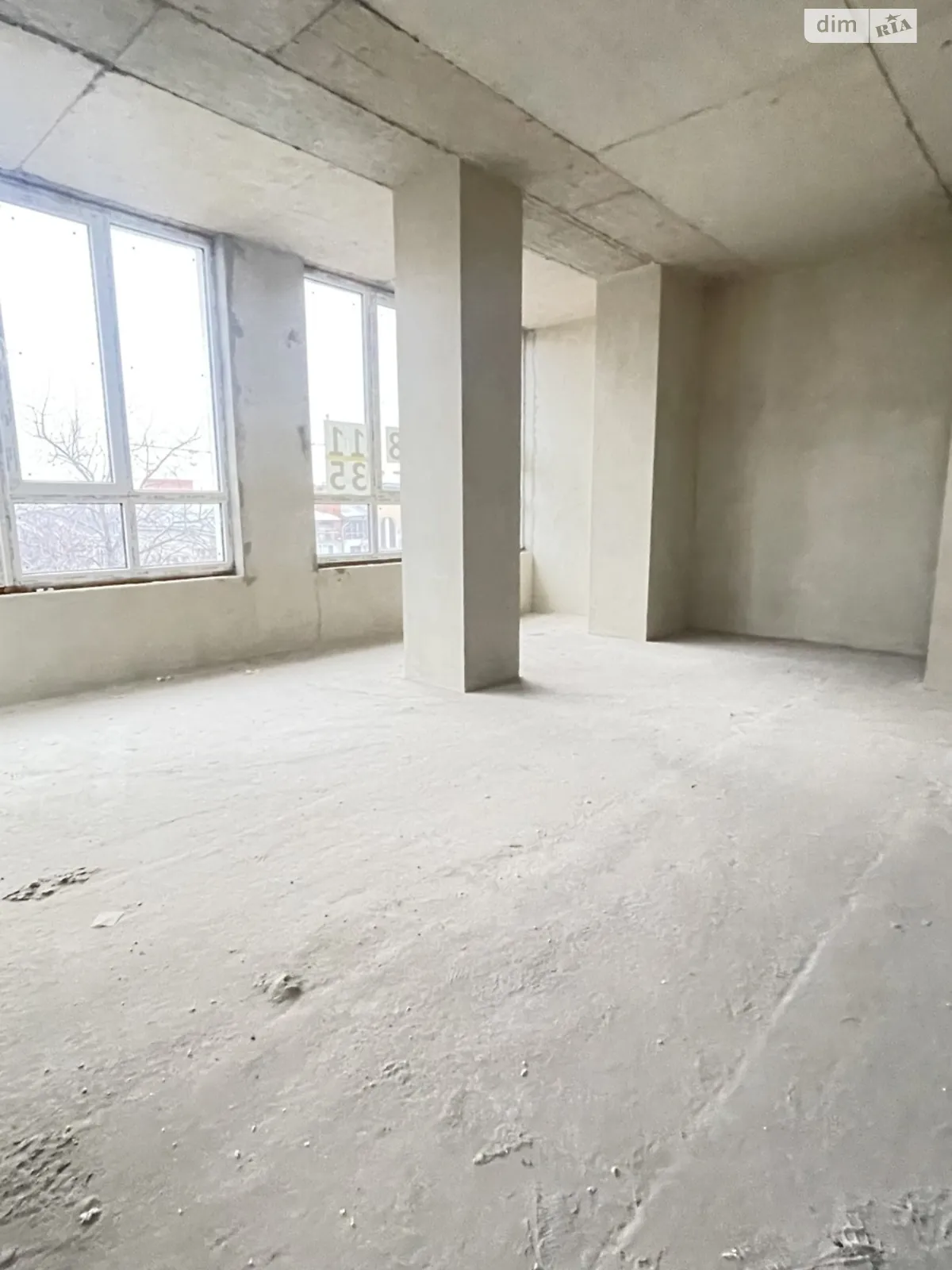 Продается 3-комнатная квартира 120 кв. м в Ивано-Франковске, ул. Карпатской Сечи, 6Б - фото 1
