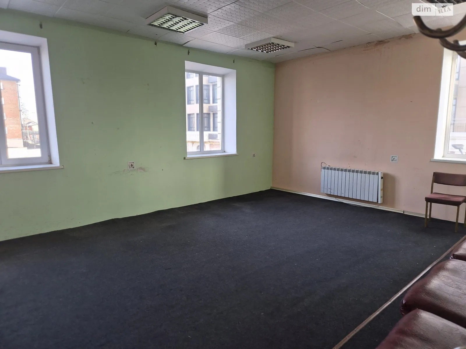 Здається в оренду офіс 30 кв. м в бізнес-центрі, цена: 3900 грн - фото 1