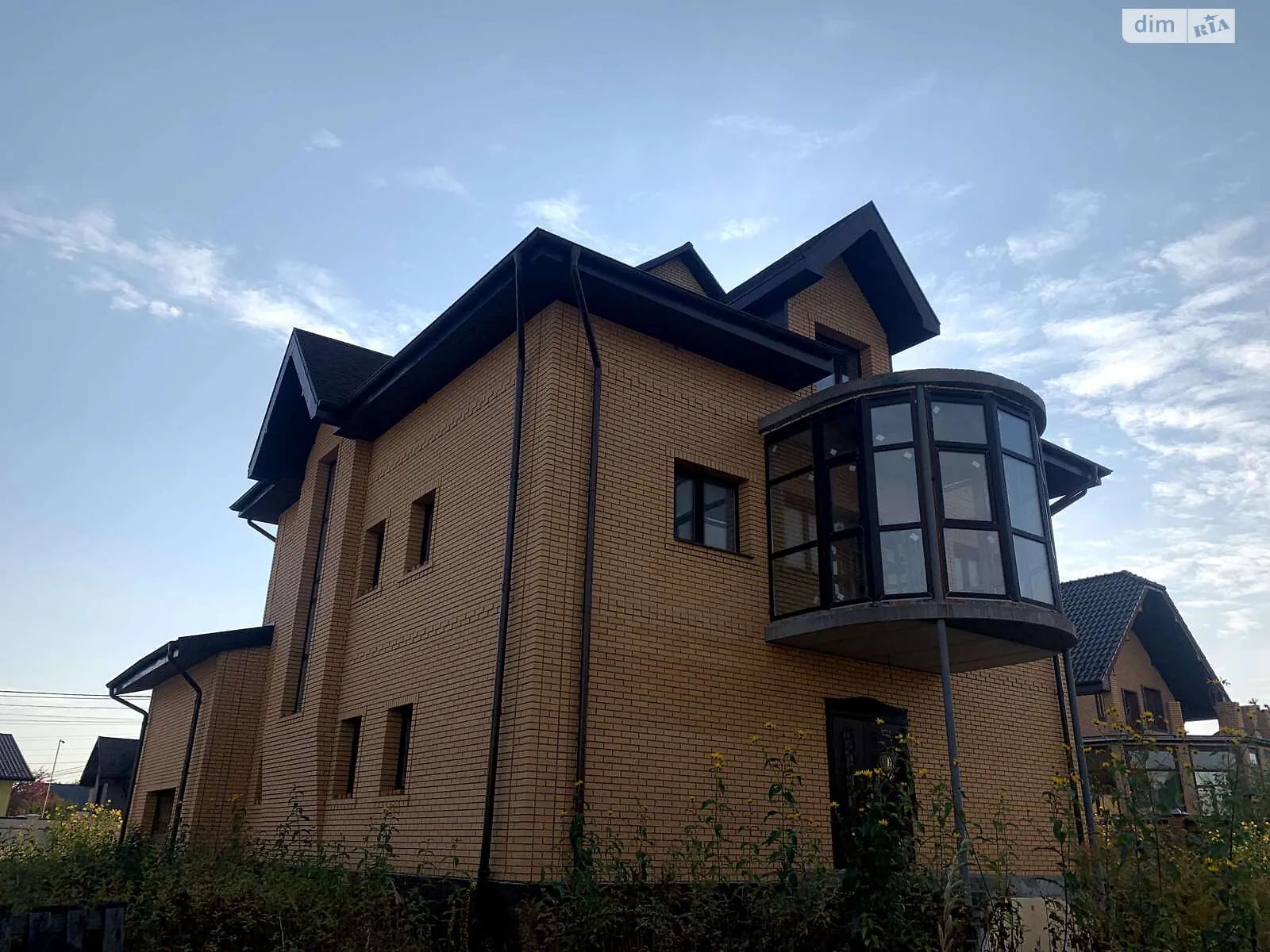 Продається будинок 3 поверховий 444.5 кв. м з ділянкою, цена: 395000 $ - фото 1
