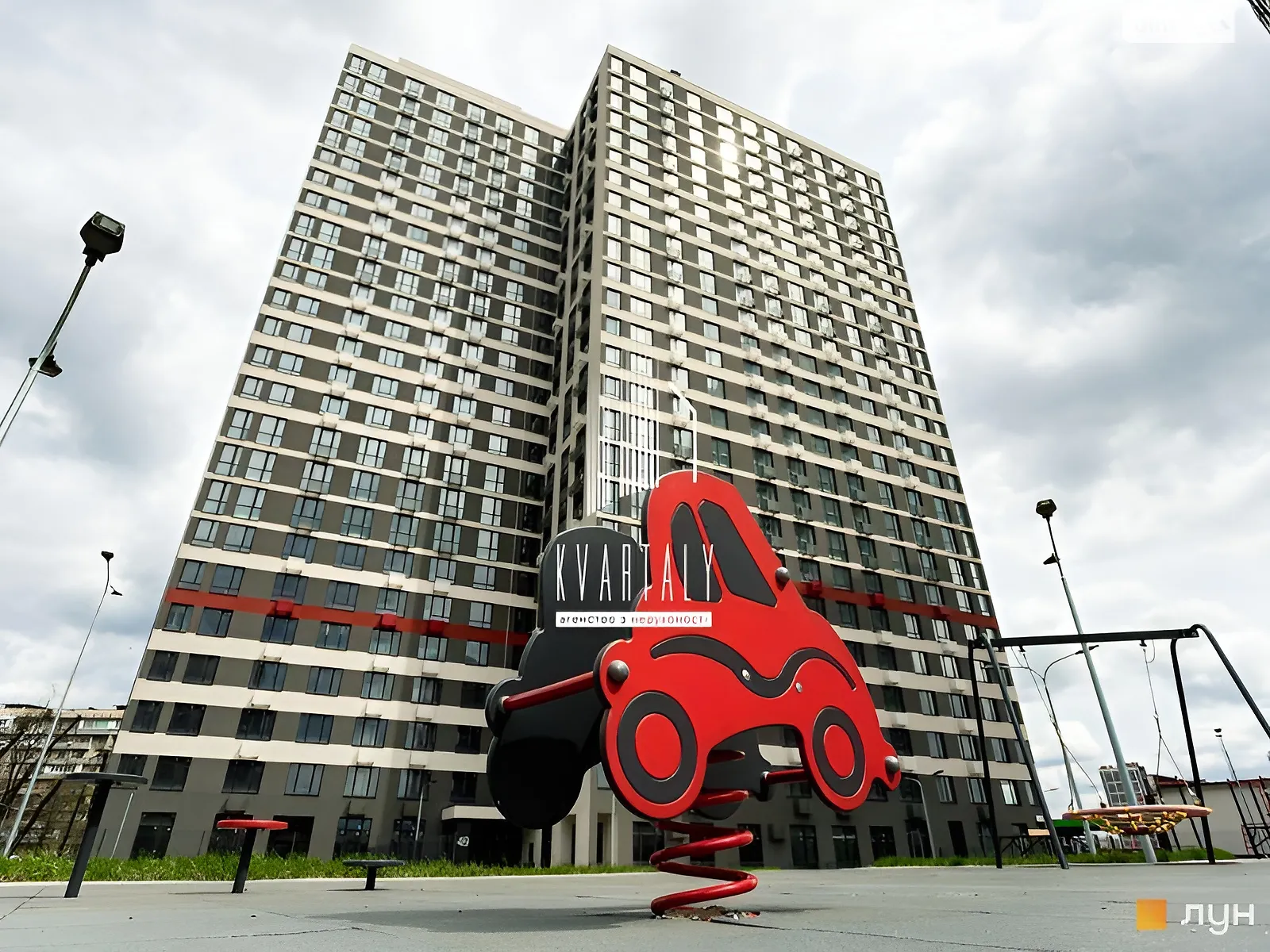 Продается 2-комнатная квартира 71.4 кв. м в Киеве, просп. Европейского Союза(Правды), 41А - фото 1