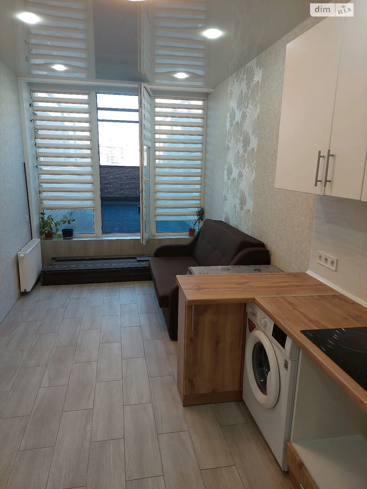 Продається 1-кімнатна квартира 46 кв. м у Одесі, вул. Марсельська, 33/3 - фото 1