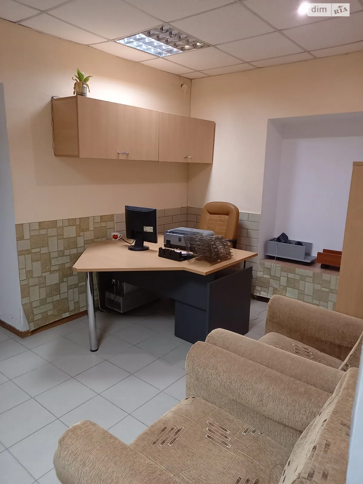 Здається в оренду офіс 50 кв. м в бізнес-центрі, цена: 9000 грн - фото 1
