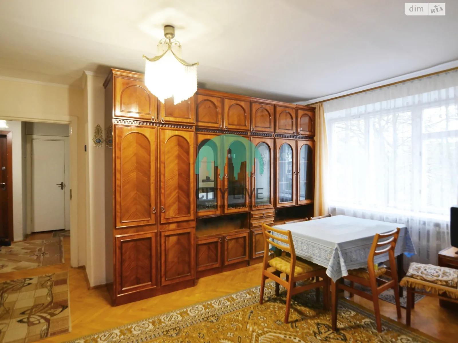 Продается 4-комнатная квартира 62 кв. м в Ивано-Франковске, ул. Длинная, 26 - фото 1