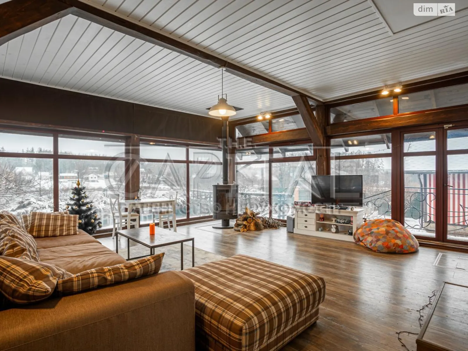 Продается дом на 2 этажа 148.5 кв. м с участком, цена: 177000 $ - фото 1