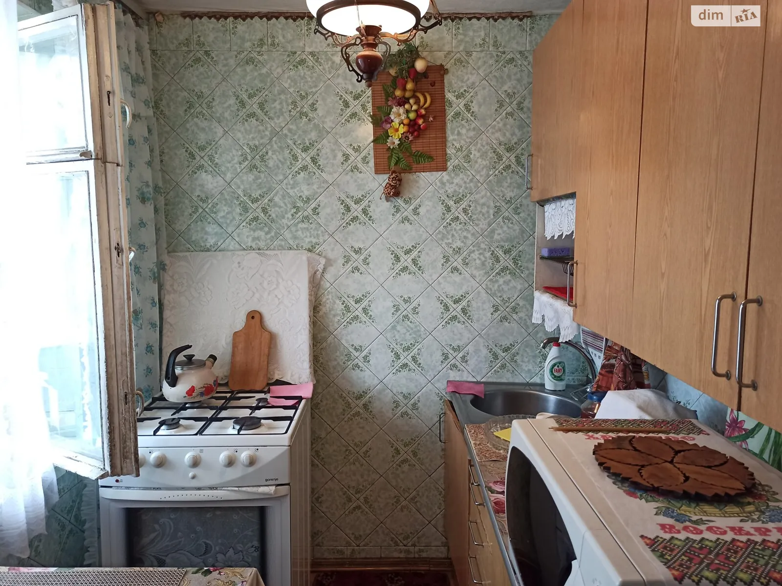 Здається в оренду кімната 61 кв. м у Києві, цена: 3500 грн - фото 1