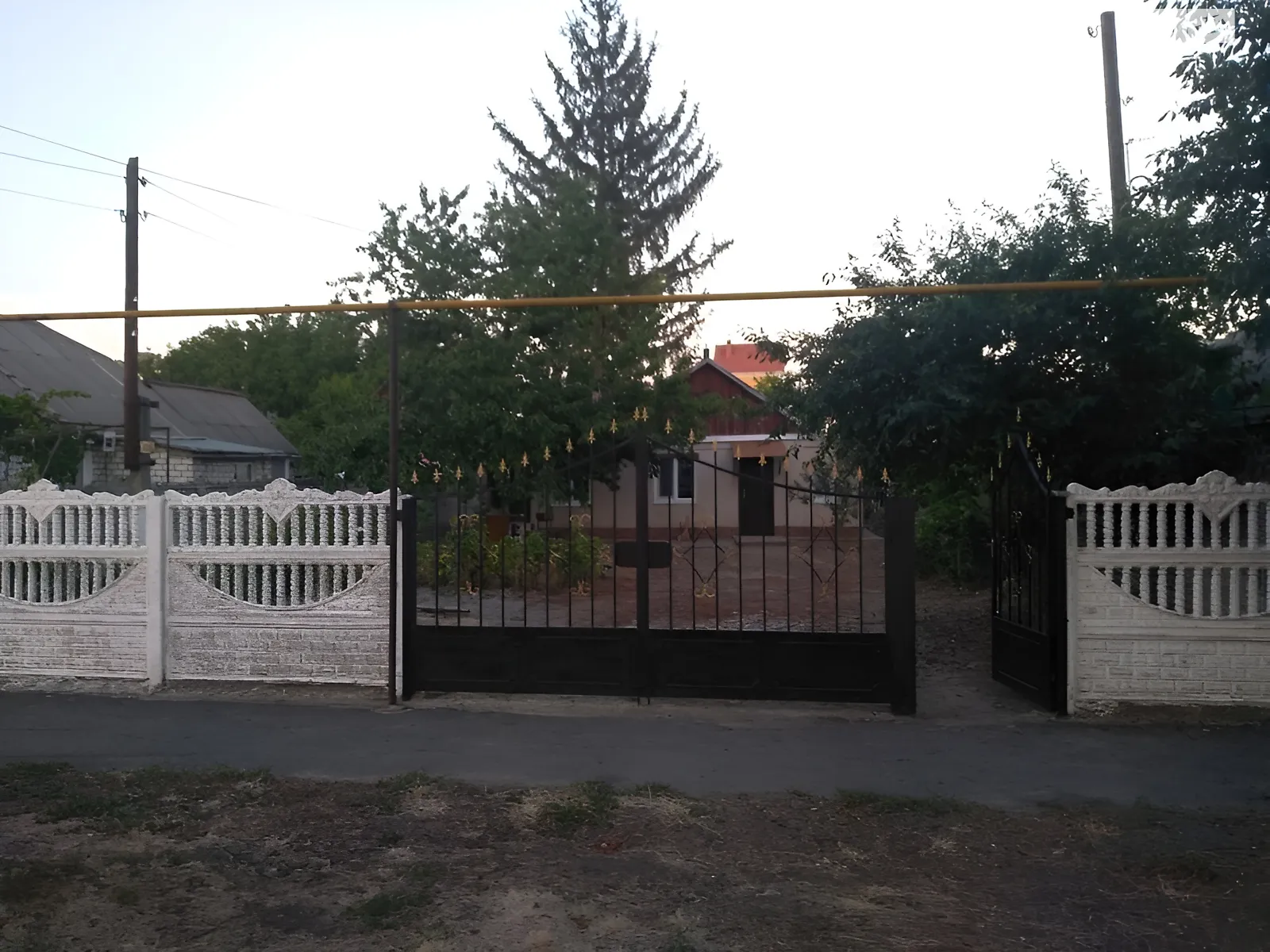 Продается одноэтажный дом 40 кв. м с беседкой, цена: 16000 $ - фото 1