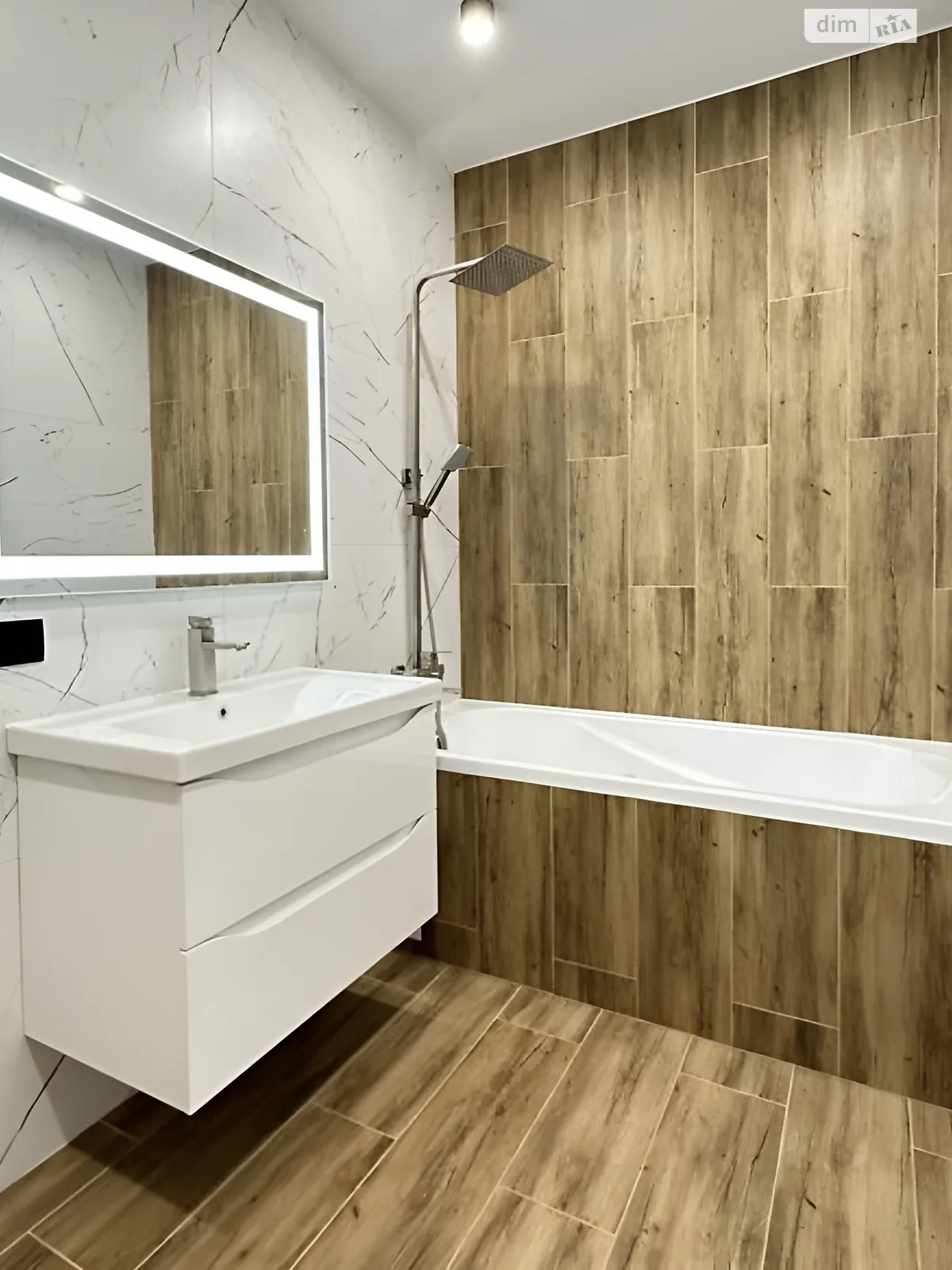 Продается 2-комнатная квартира 67.2 кв. м в Хмельницком, ул. Лесогриневецкая - фото 1