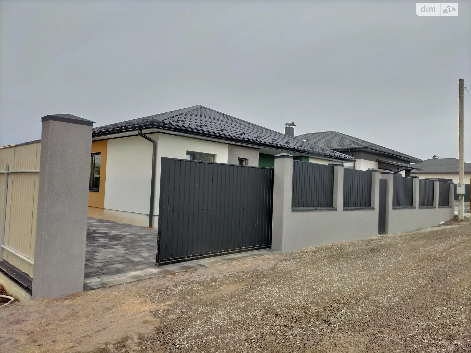 Продается одноэтажный дом 125 кв. м с садом, цена: 160000 $ - фото 1