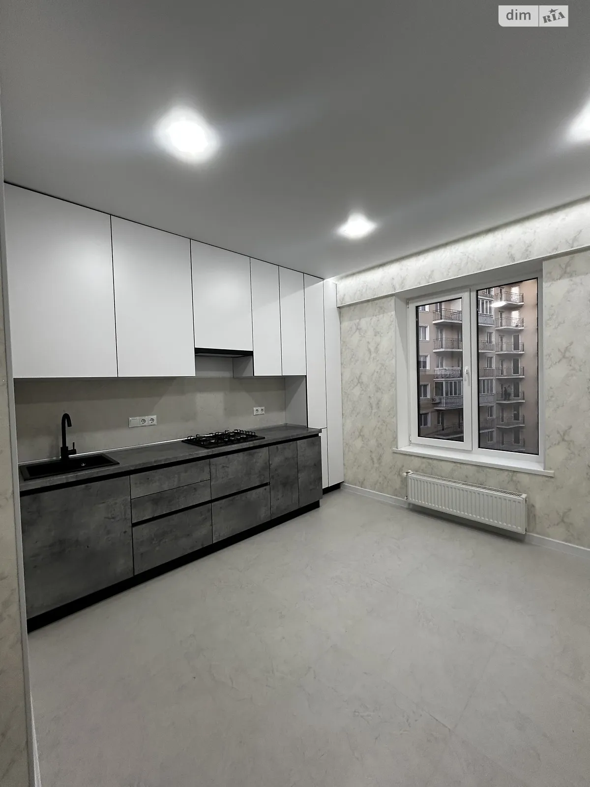 Продается 1-комнатная квартира 35.4 кв. м в Одессе, ул. Инглези - фото 1