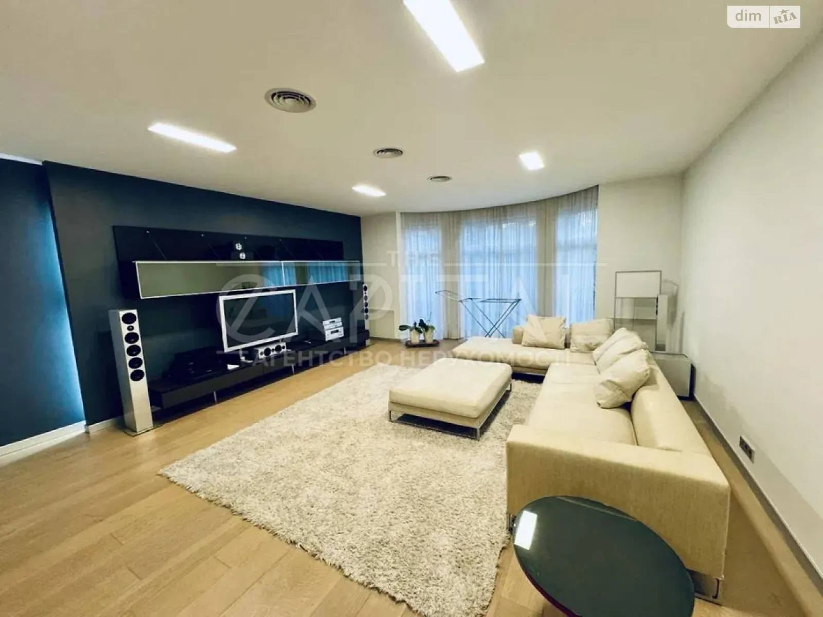 Продается 3-комнатная квартира 121 кв. м в Киеве, ул. Назаровская, 11 - фото 1
