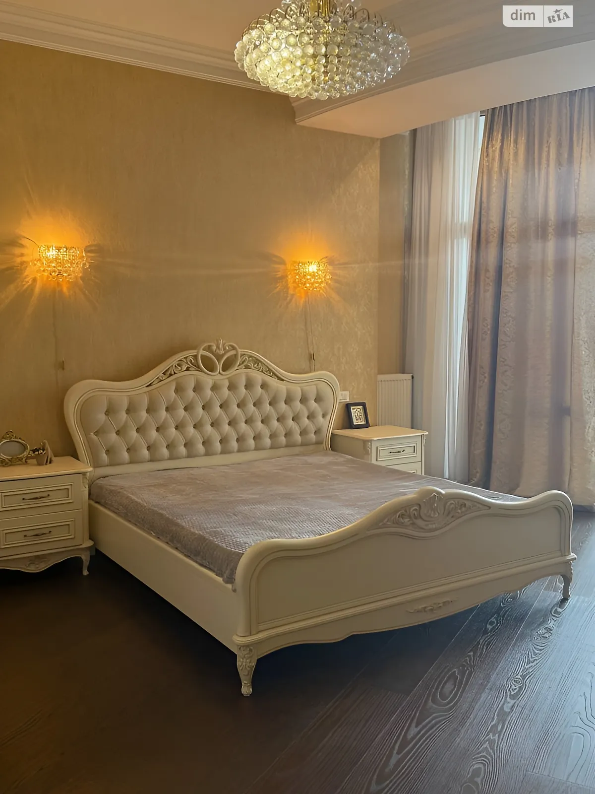 Продается 2-комнатная квартира 125.6 кв. м в Одессе, бул. Лидерсовский - фото 1